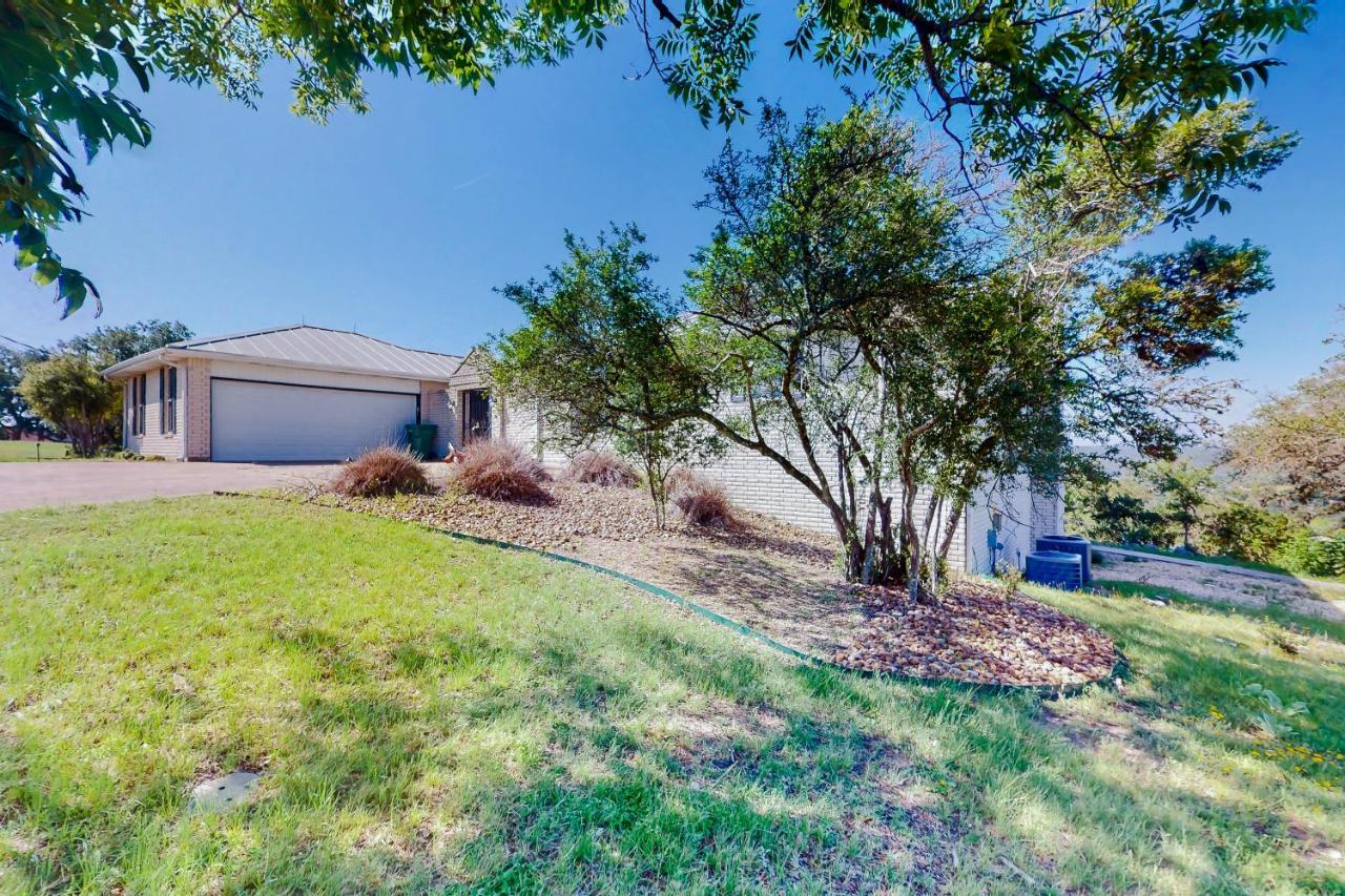 Hilltop Holiday Villa Kerrville Exterior photo